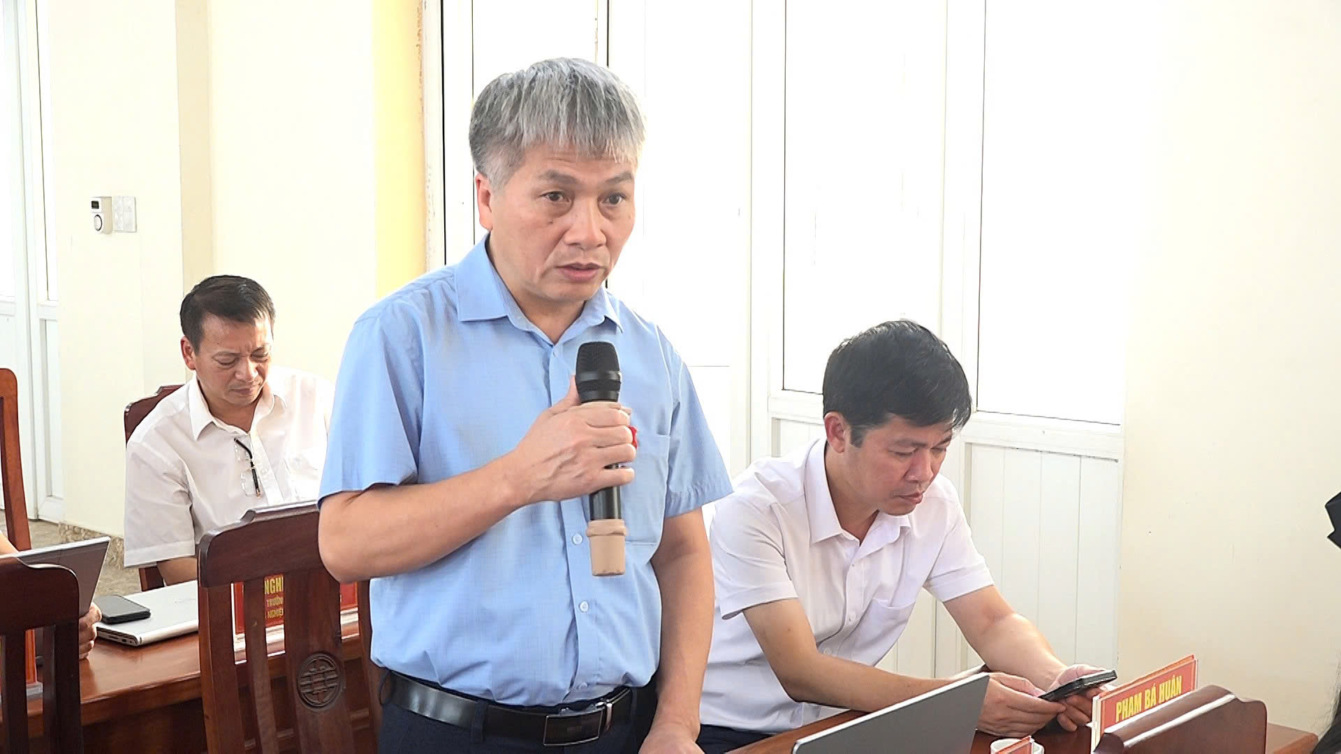 Anh-tin-bai