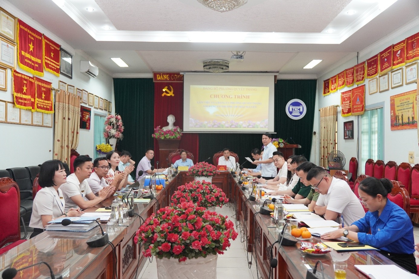 Đảng ủy phường Quyết Thắng làm việc với Đảng bộ trường Cao đẳng Thái Nguyên về công tác xây dựng Đảng, xây dựng chính quyền năm 2026