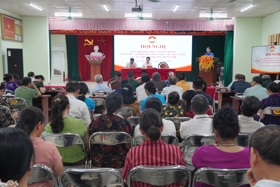 Hội nghị Ban Thường trực Ủy ban MTTQ làm việc với Trưởng ban Công tác Mặt trận và các Chi hội trưởng đoàn thể