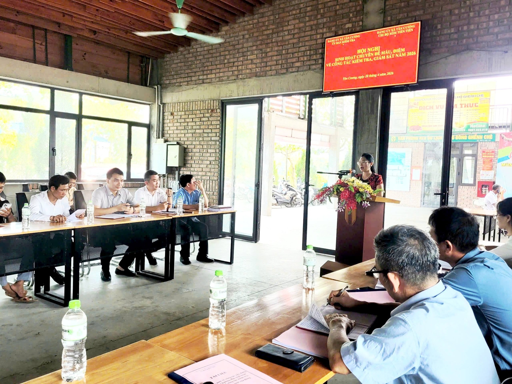 Tân Cương: Đổi mới sinh hoạt chuyên đề để đưa nghị quyết về công tác kiểm tra, giám sát đi vào thực tiễn từ chi bộ
