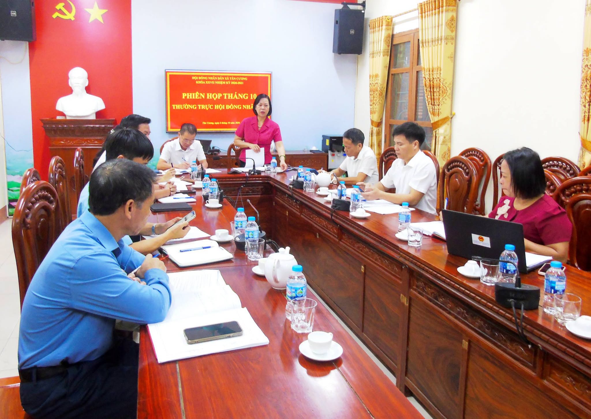 PHIÊN HỌP THƯỜNG TRỰC HĐND XÃ TÂN CƯƠNG THÁNG 10 NĂM 2026