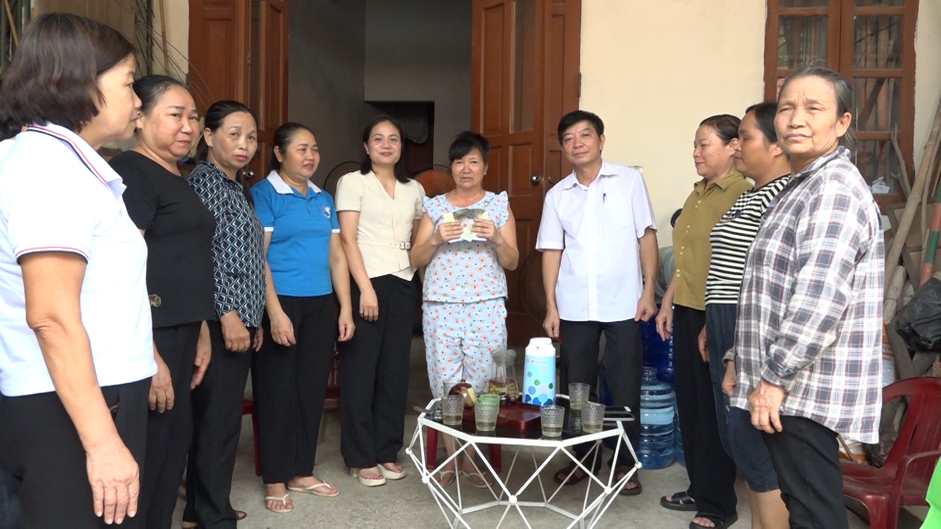 Anh-tin-bai