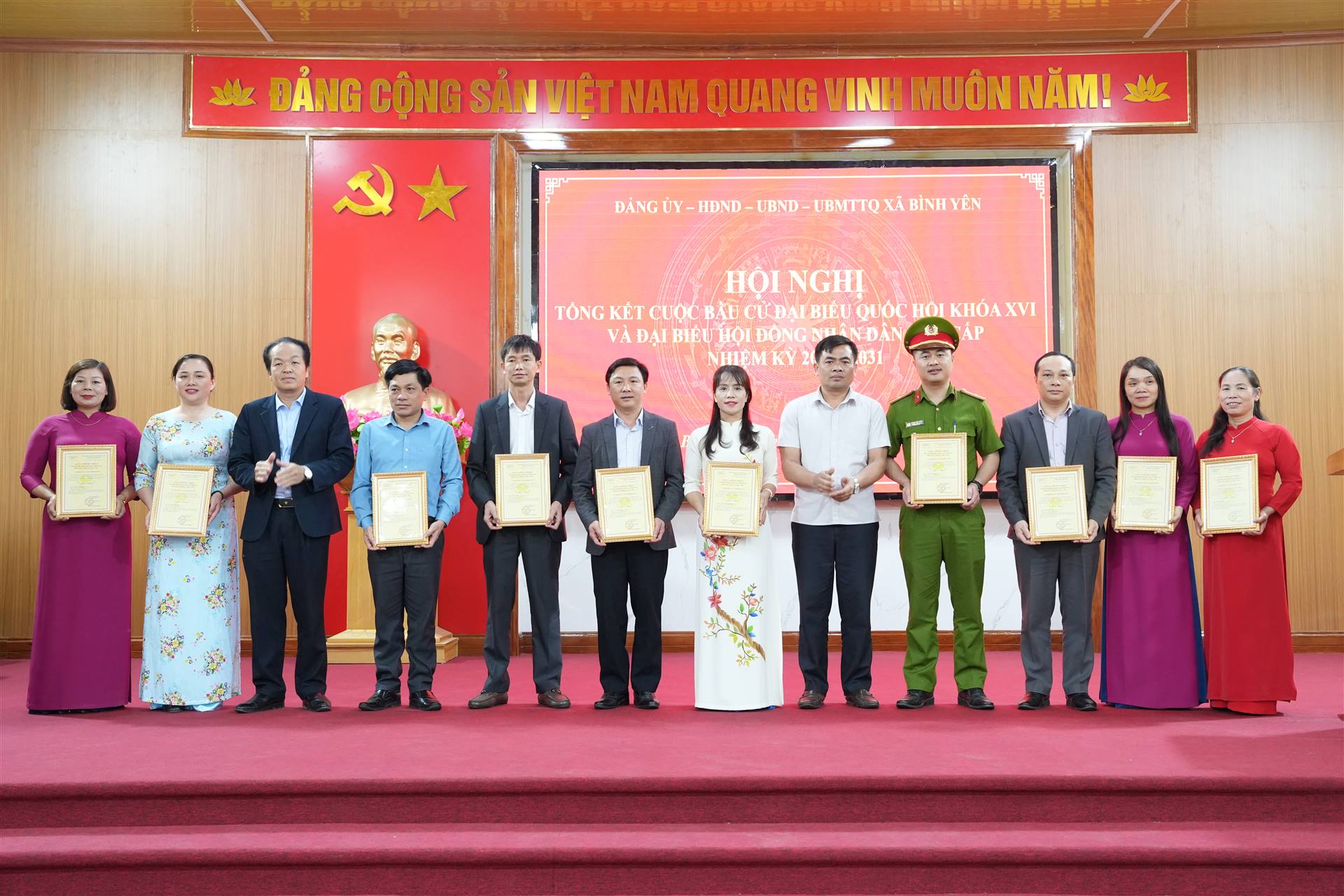 ỦY BAN BẦU CỬ XÃ BÌNH YÊN TỔNG KẾT CÔNG TÁC BẦU CỬ ĐẠI BIỂU QUỐC HỘI KHÓA XVI VÀ ĐẠI BIỂU HĐND CÁC CẤP NHIỆM KỲ 2026 –2031