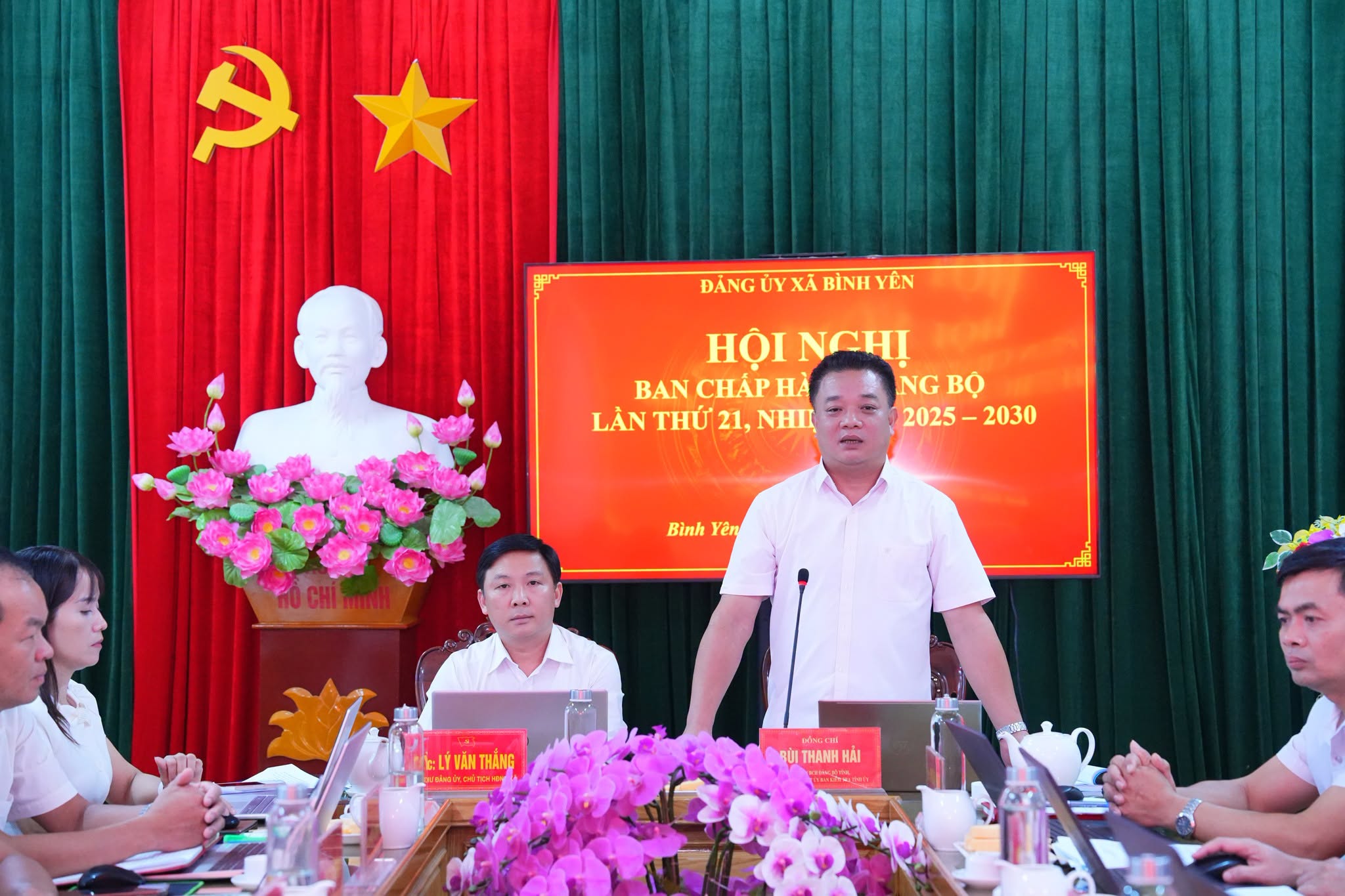 Anh-tin-bai
