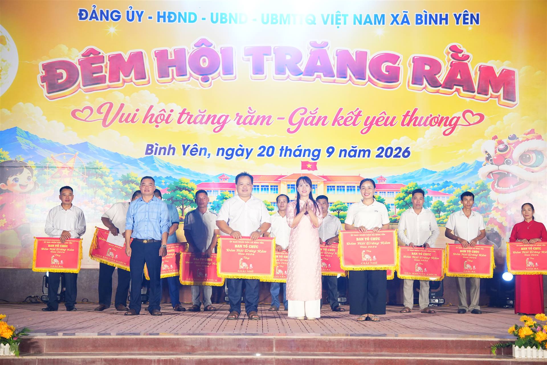Anh-tin-bai