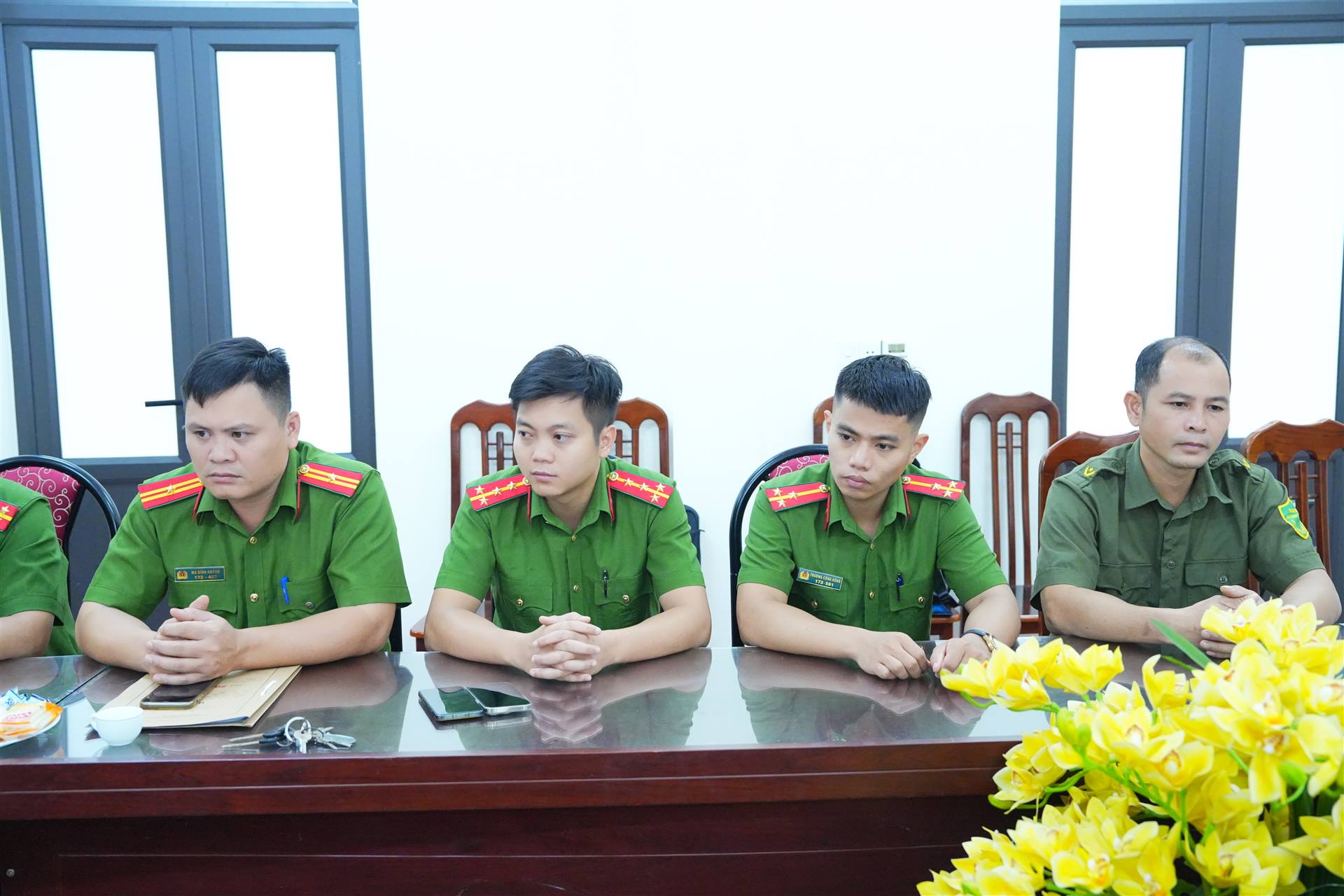 Anh-tin-bai