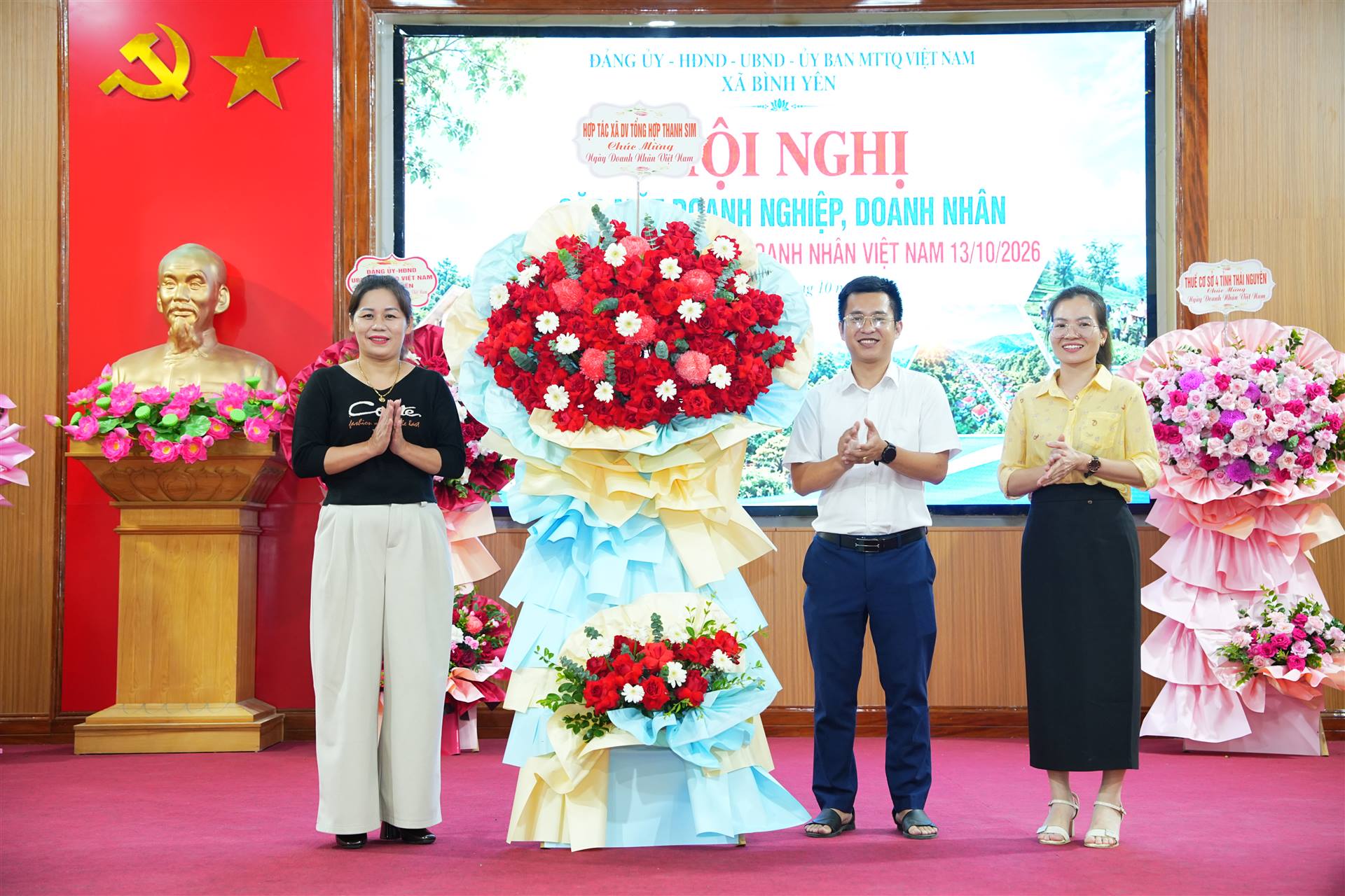 Anh-tin-bai