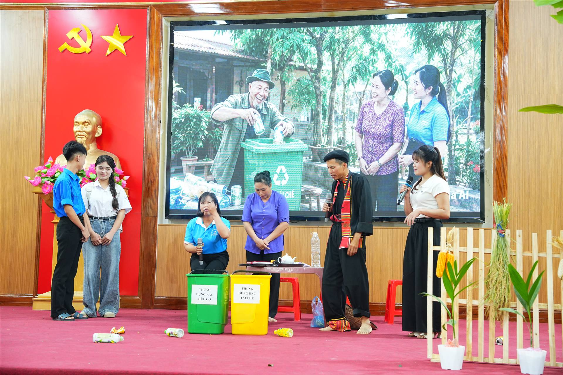 Anh-tin-bai