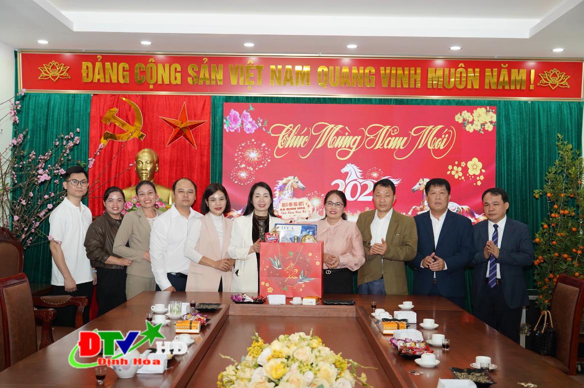 Động viên các đơn vị trực tết đêm giao thừa