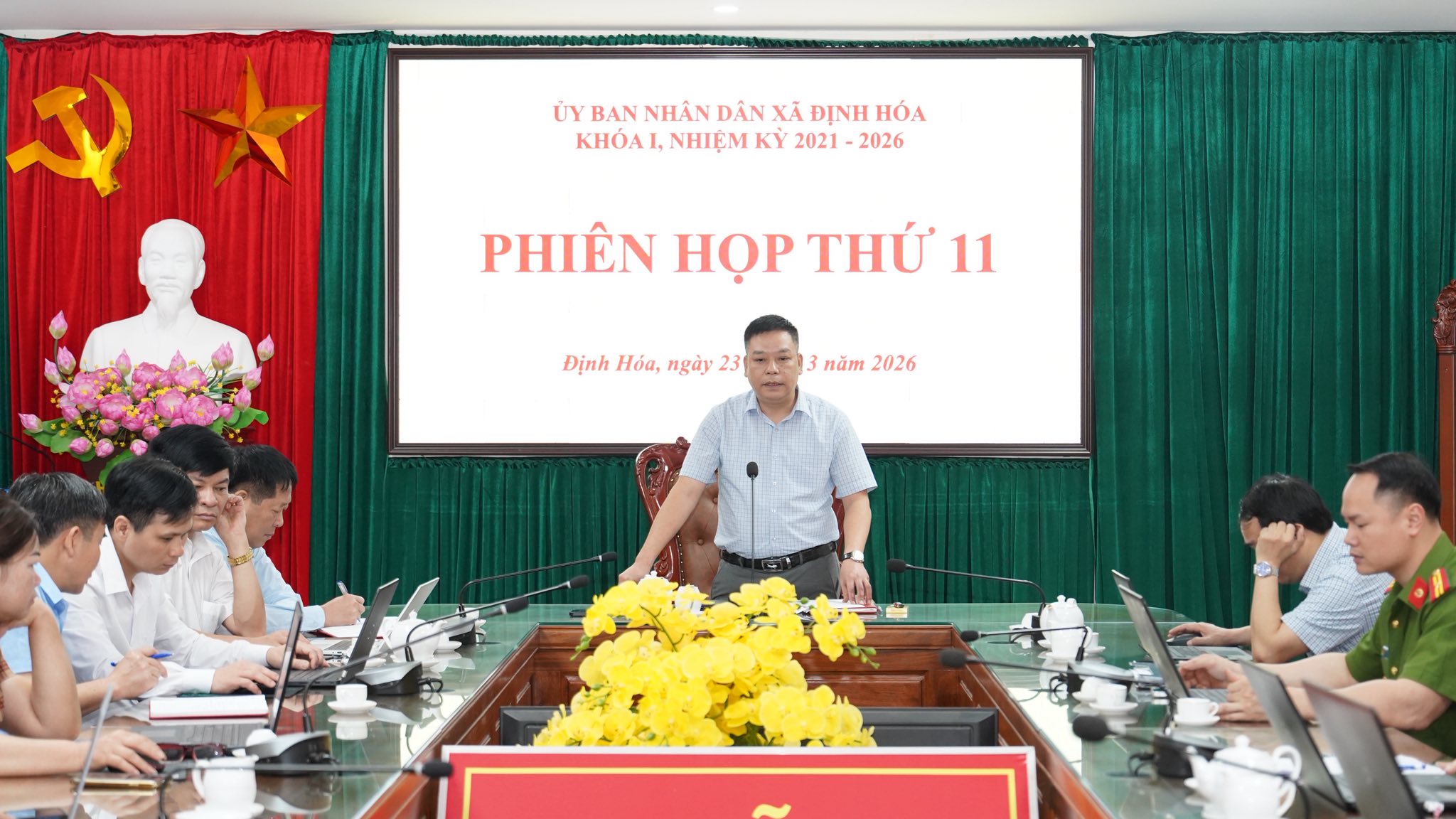 UBND xã tổ chức Phiên họp thứ 11