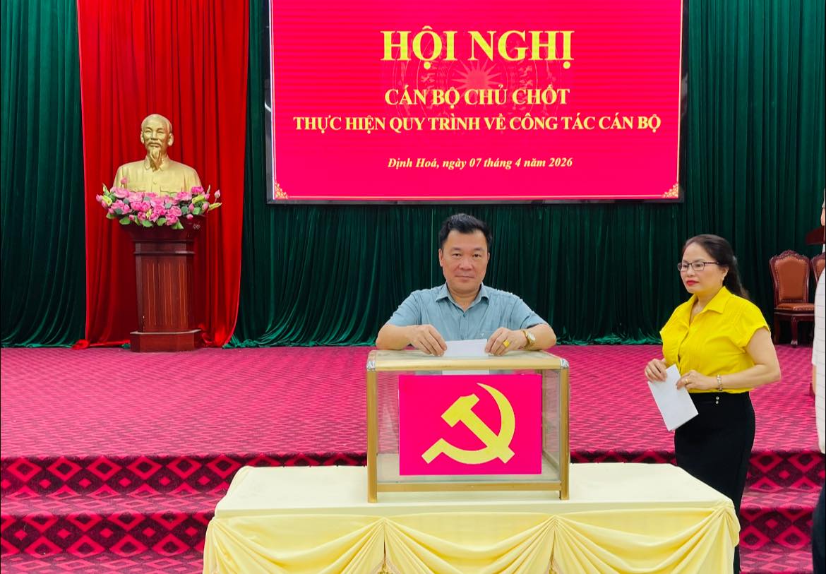 Đảng ủy xã Định Hóa tổ chức các hội nghị quan trọng về công tác cán bộ