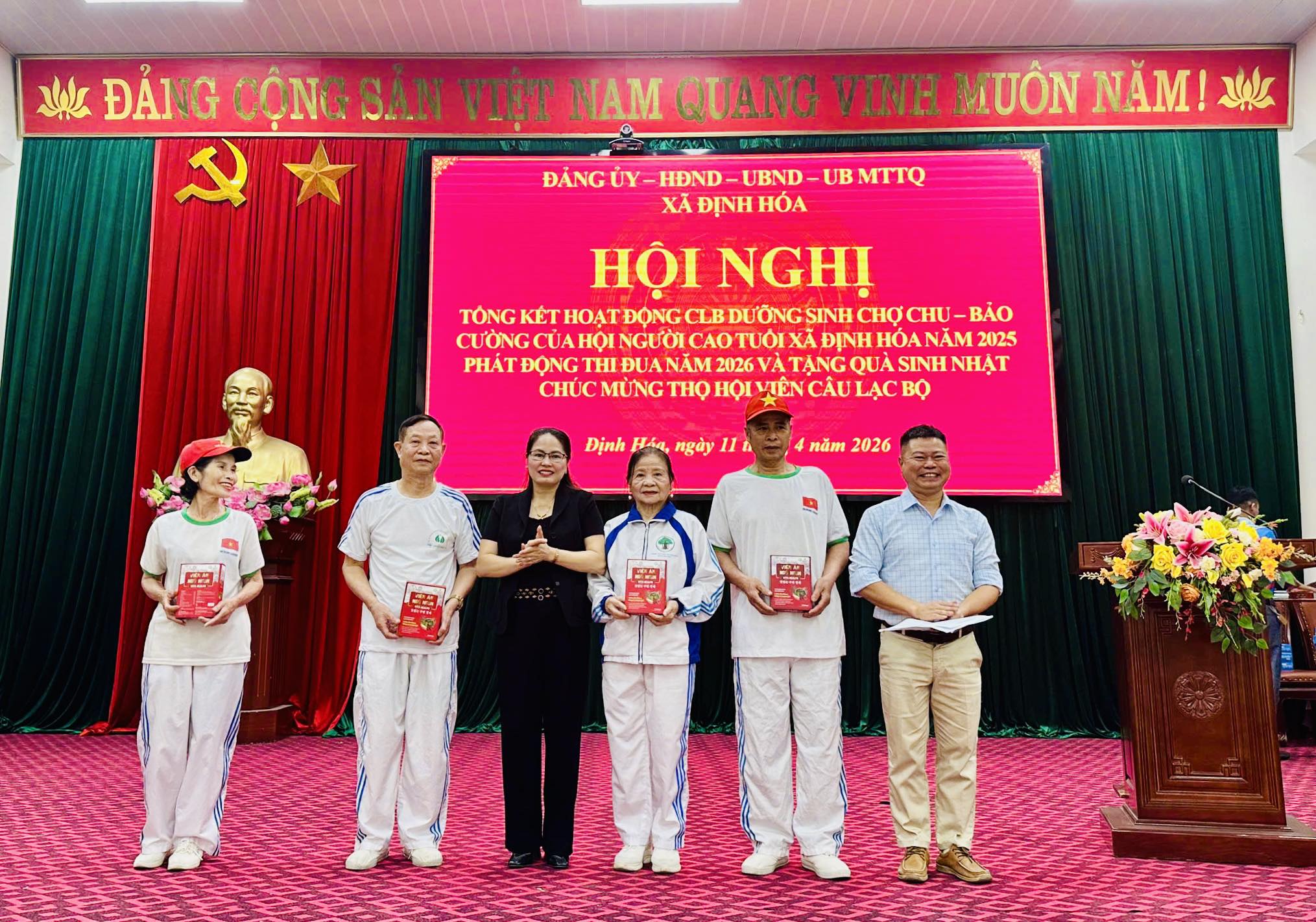 Tổng kết các câu lạc bộ dưỡng sinh của Hội người cao tuổi xã Định Hoá 