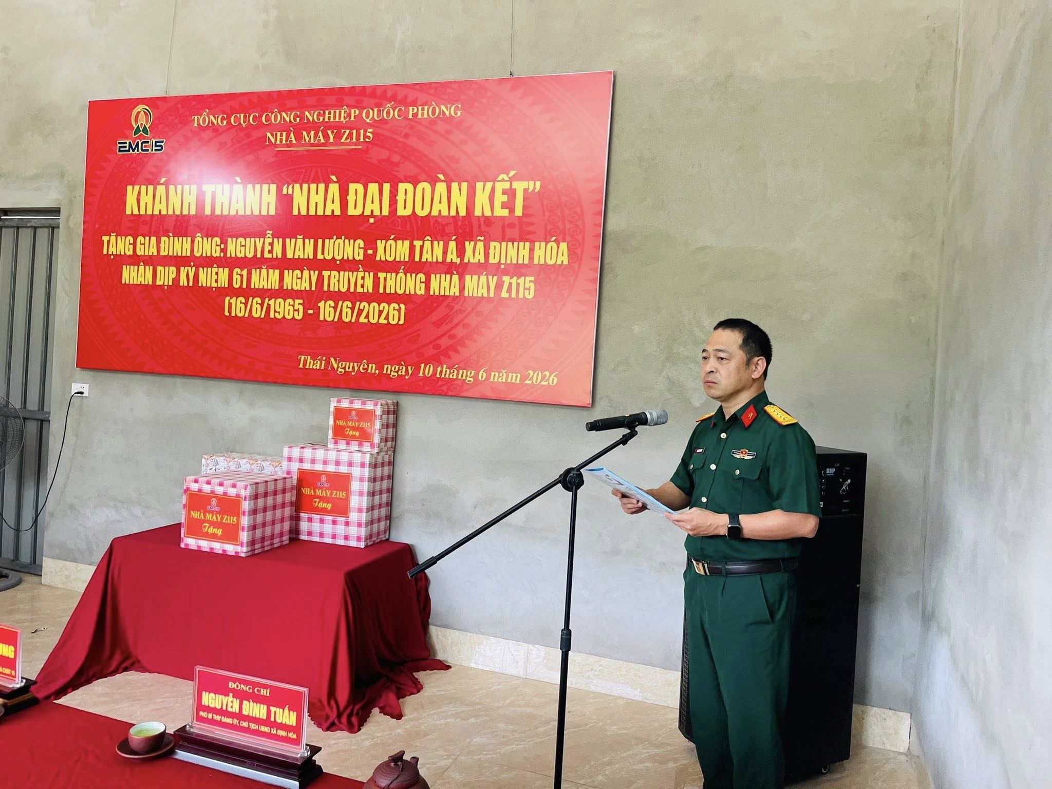 Nhà máy Z115 khánh thành và bàn giao Nhà Đại đoàn kết cho hộ nghèo 