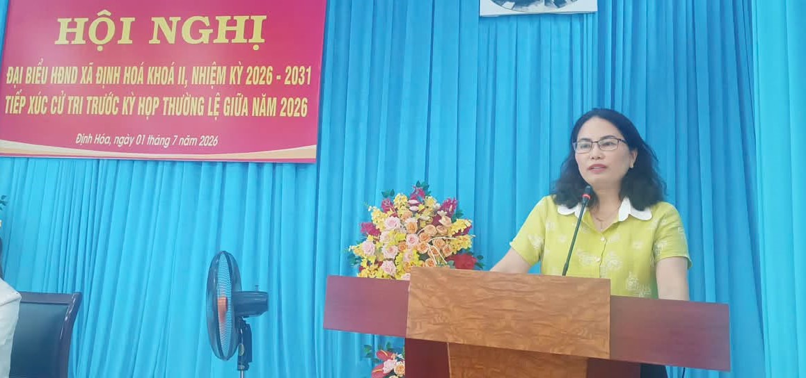 Đoàn đại biểu HĐND xã tiếp xúc cử tri tại xóm Đồng Làn