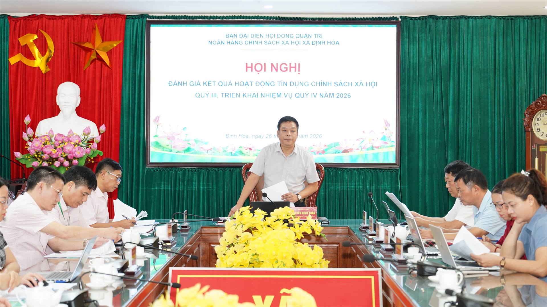 Ban đại diện Hội đồng quản trị Ngân hàng chính sách xã hội xã Định Hóa tổ chức hội nghị đánh giá kết quả hoạt động quý III năm 2026