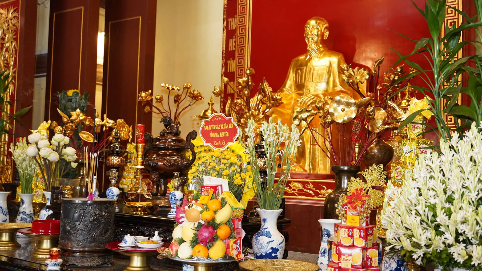 Anh-tin-bai