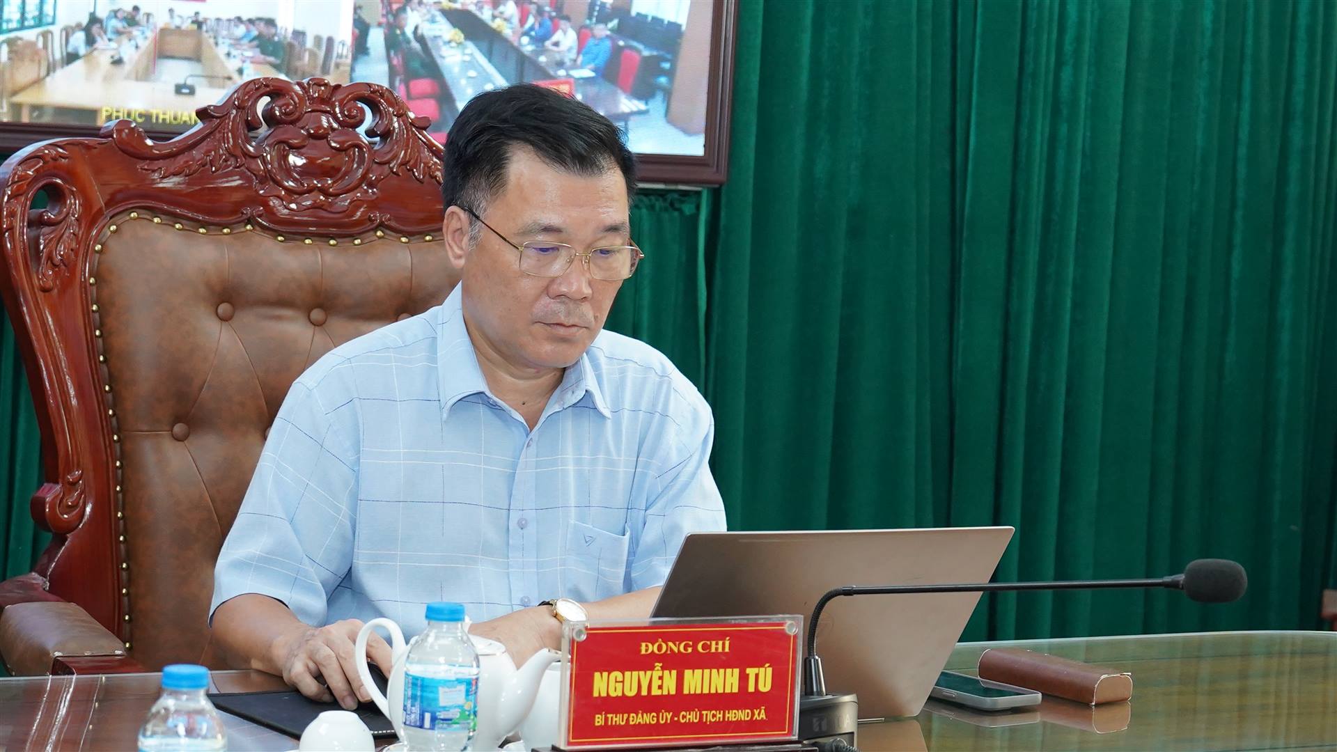 Anh-tin-bai