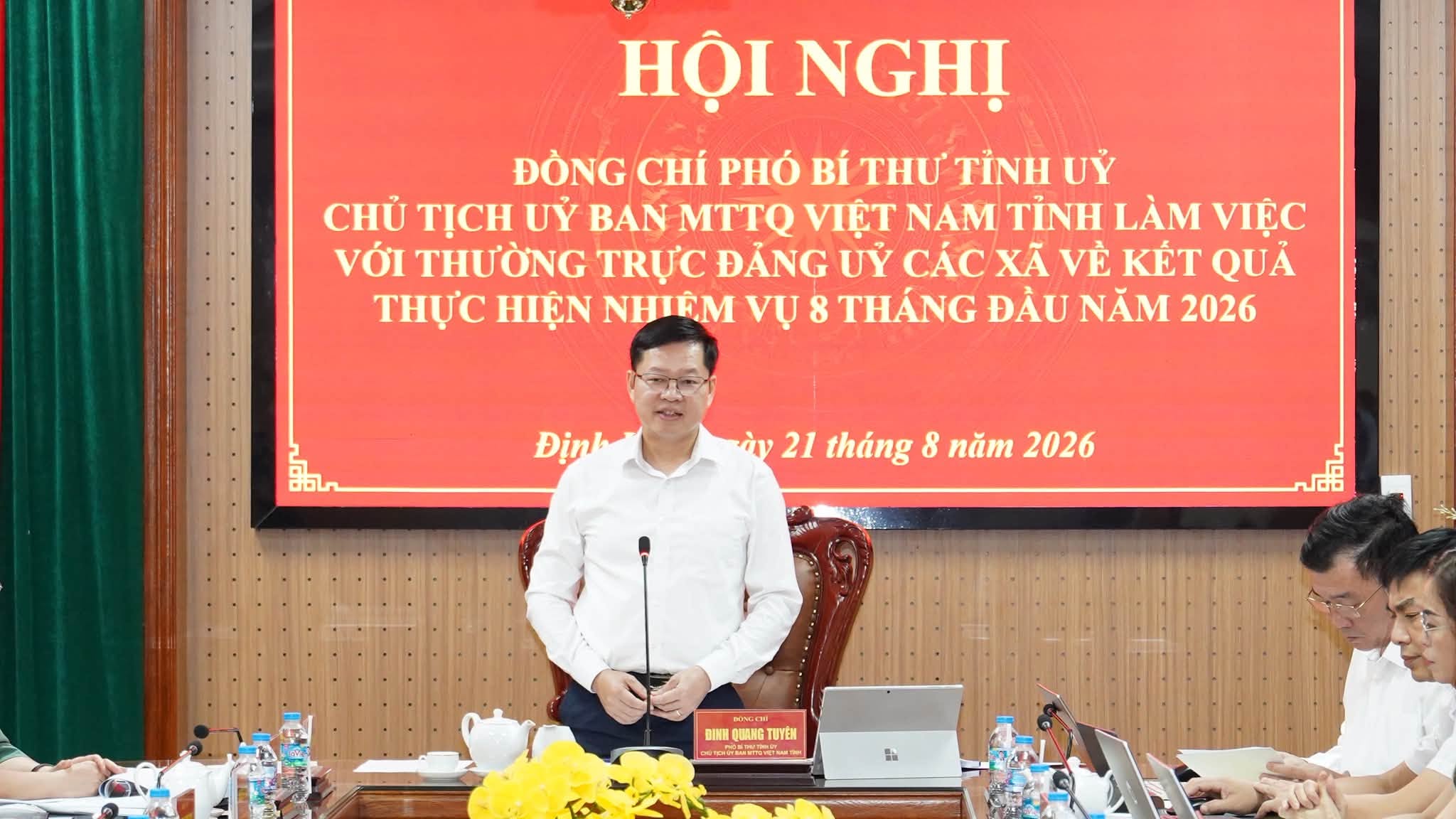 Anh-tin-bai