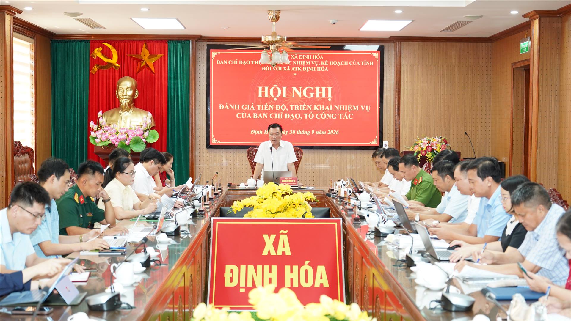 Anh-tin-bai