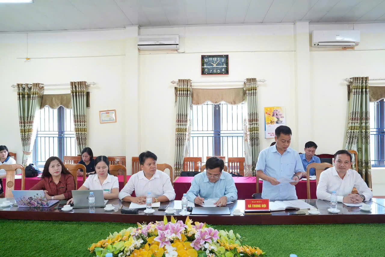 Anh-tin-bai