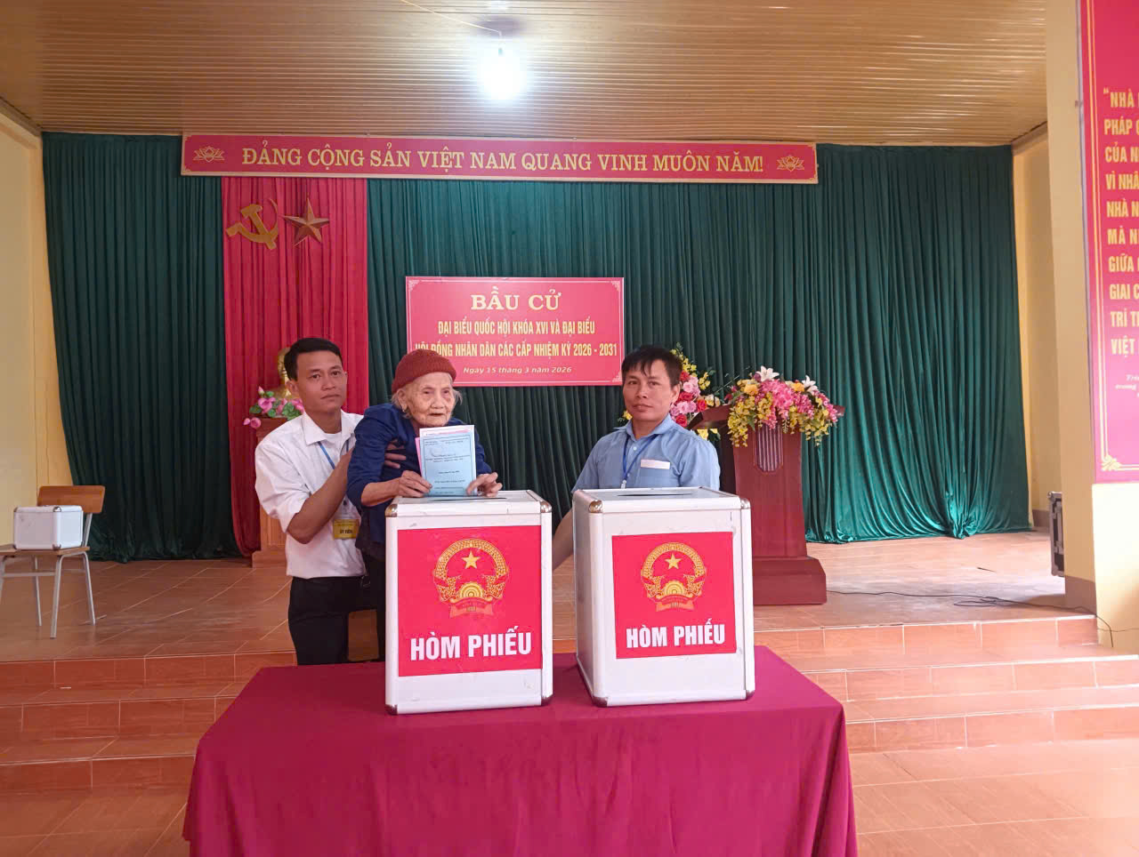 Cử tri cao tuổi gương mẫu, trách nhiệm tham gia bầu cử