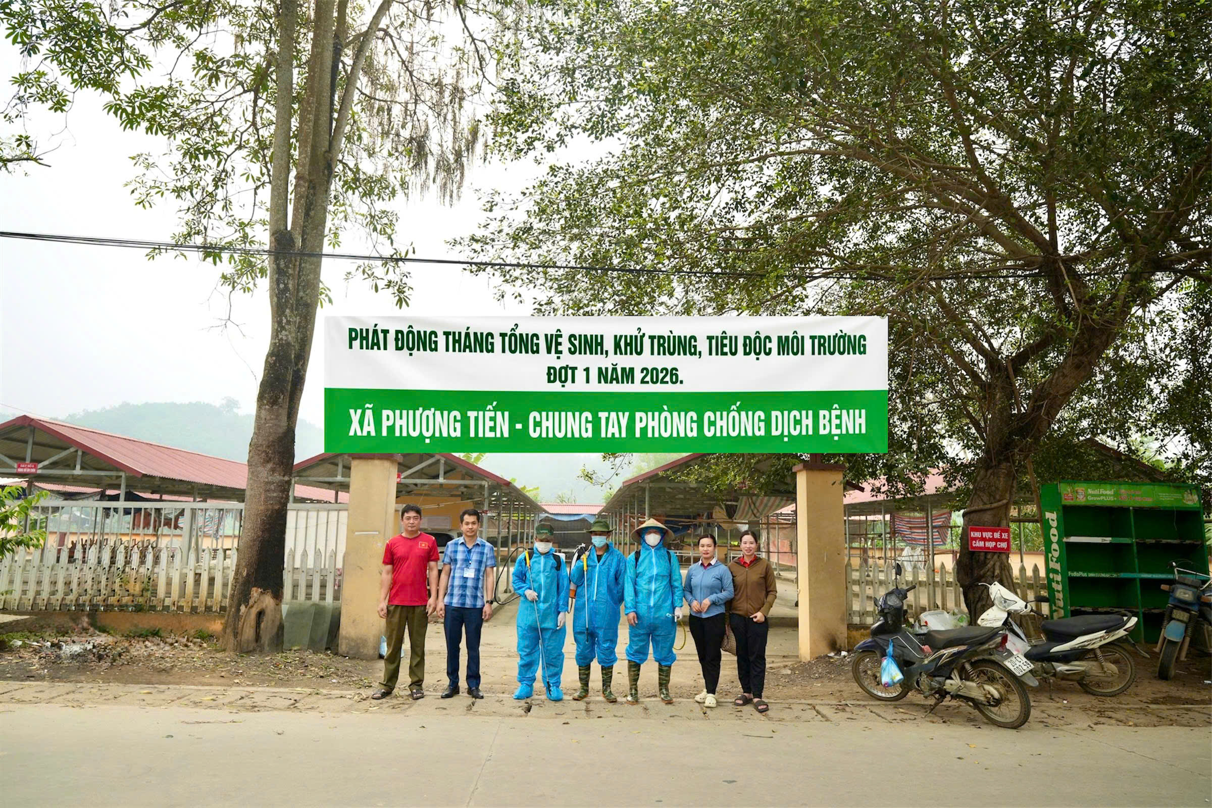 XÃ PHƯỢNG TIẾN TRIỂN KHAI THÁNG VỆ SINH, KHỬ TRÙNG, TIÊU ĐỘC PHÒNG, CHỐNG DỊCH BỆNH GIA SÚC, GIA CẦM ĐỢT I NĂM 2026