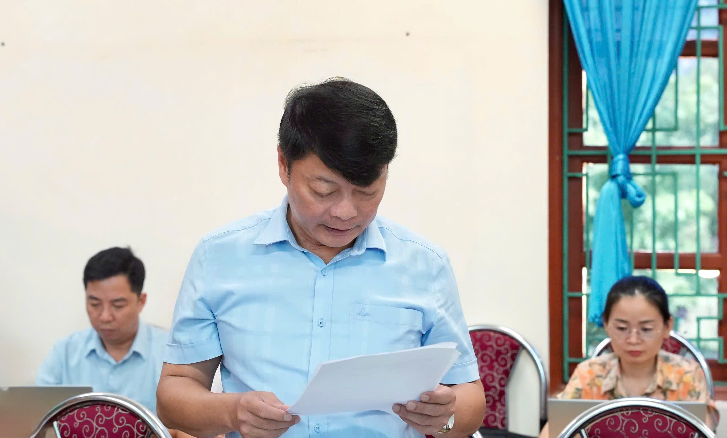 Anh-tin-bai