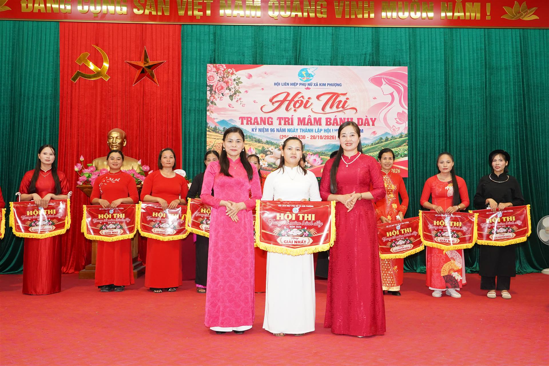Anh-tin-bai