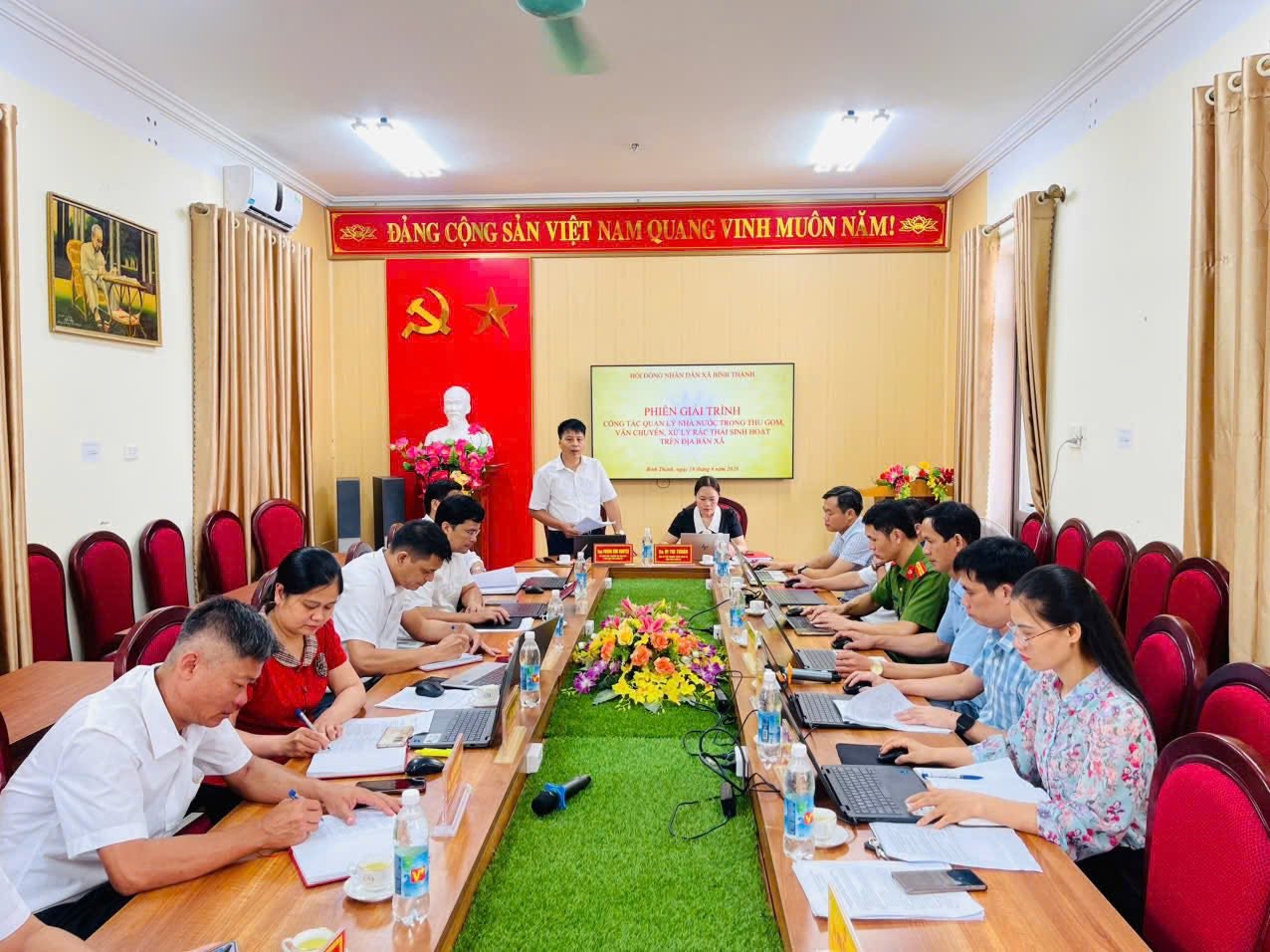 THƯỜNG TRỰC HĐND XÃ BÌNH THÀNH TỔ CHỨC PHIÊN GIẢI TRÌNH VỀ CÔNG TÁC THU GOM, VẬN CHUYỂN, XỬ LÝ RÁC THẢI SINH HOẠT