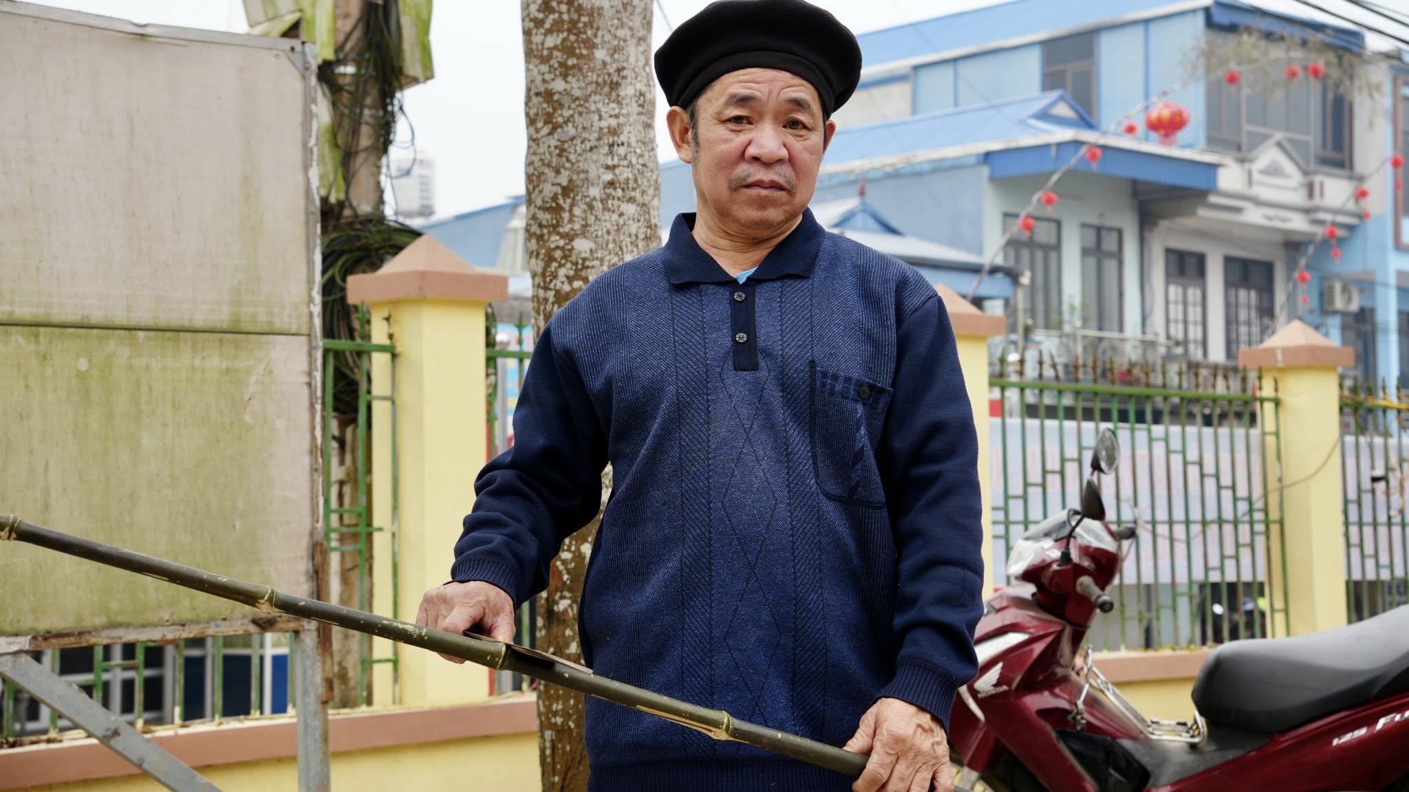 Anh-tin-bai