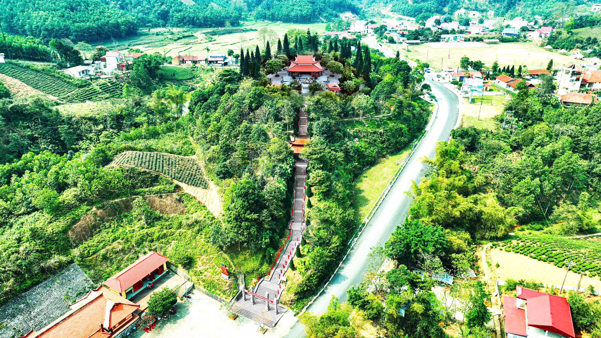 Anh-tin-bai