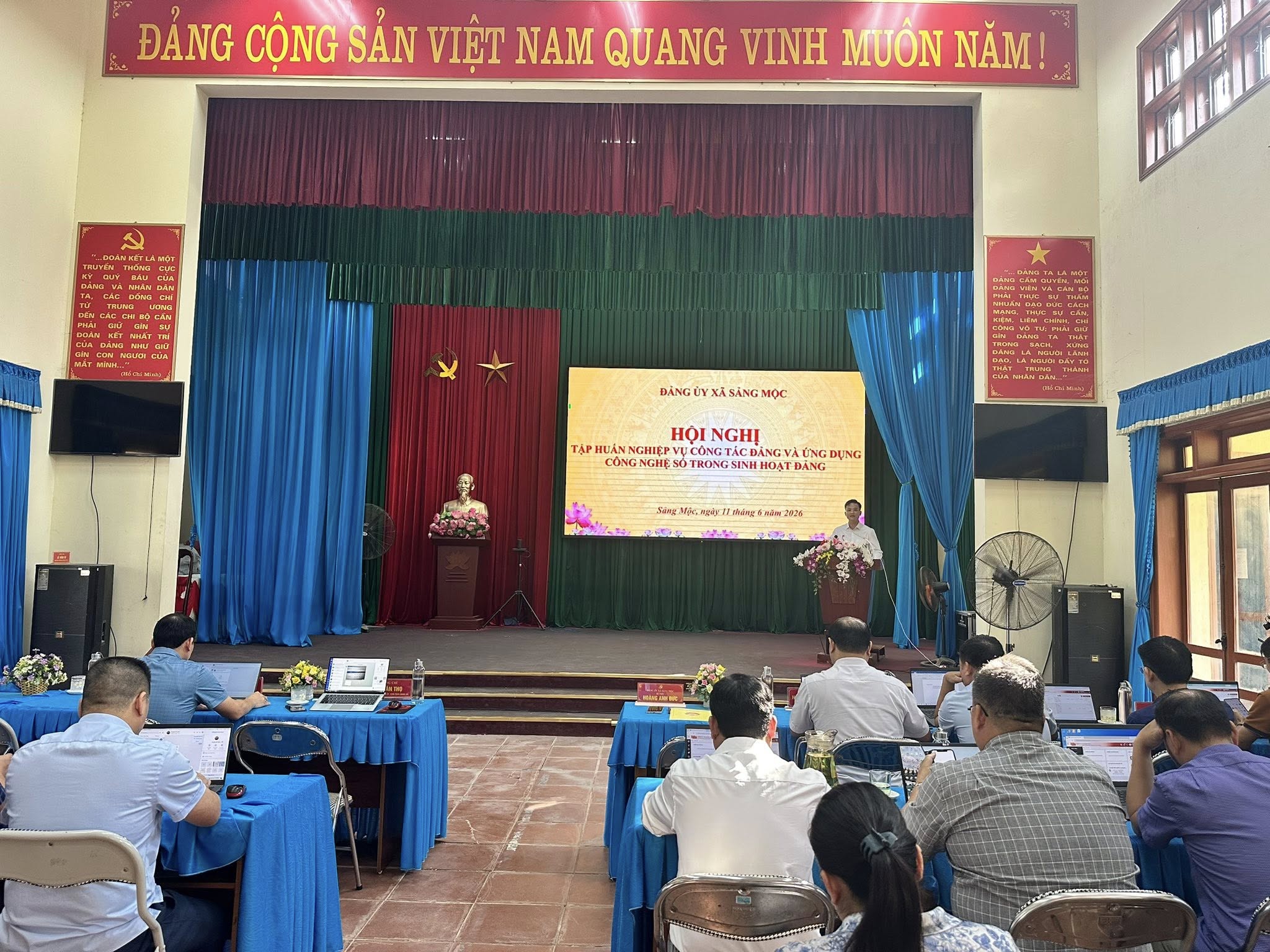 Hội nghị tập huấn nghiệp vụ công tác Đảng và ứng dụng công nghệ số trong sinh hoạt Đảng tại xã Sảng Mộc 2026