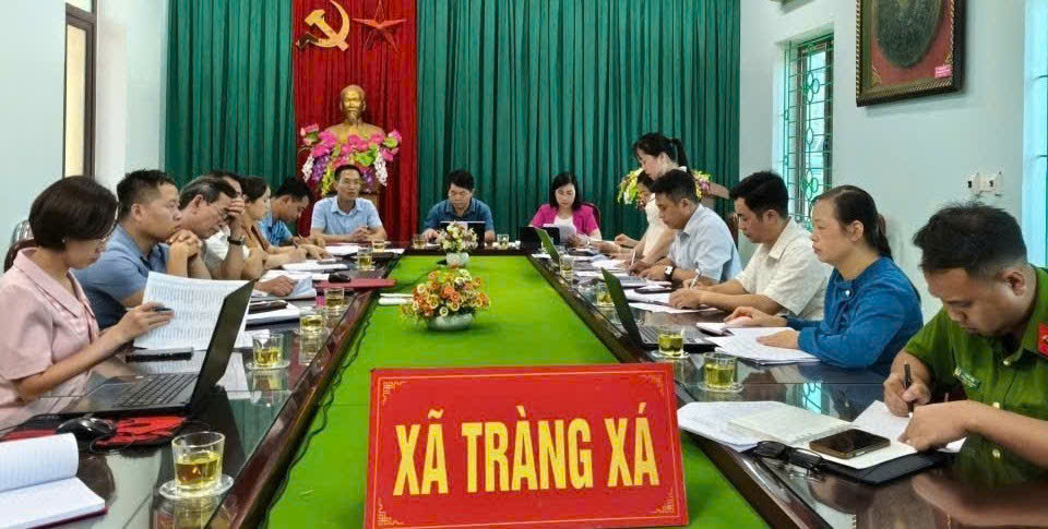 XÃ TRÀNG XÁ TỔ CHỨC HỌP KIỂM TRA CÔNG TÁC CHUẨN BỊ ĐẠI HỘI ĐẢNG BỘ XÃ LẦN THỨ I, NHIỆM KỲ 2025–2030