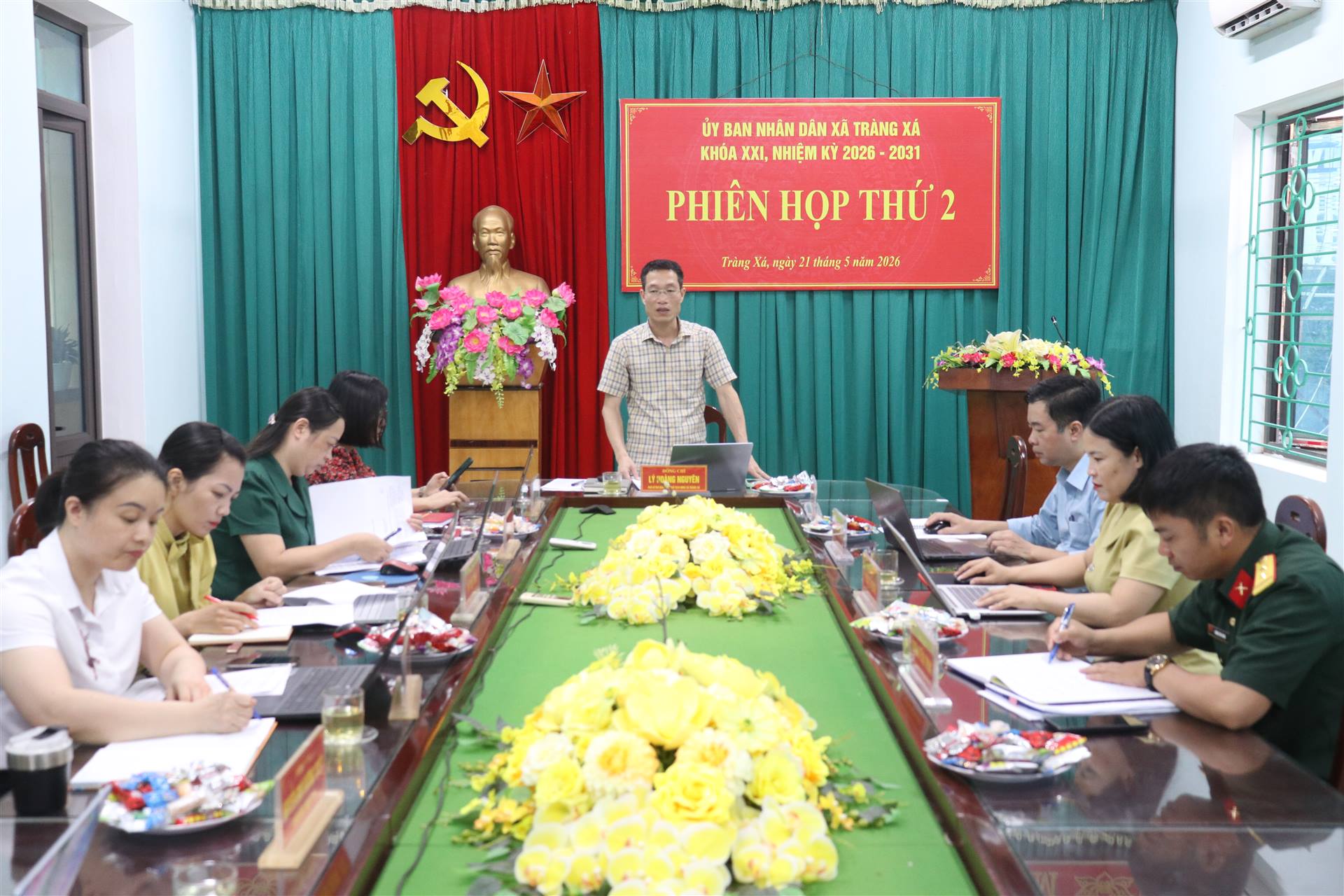 Anh-tin-bai