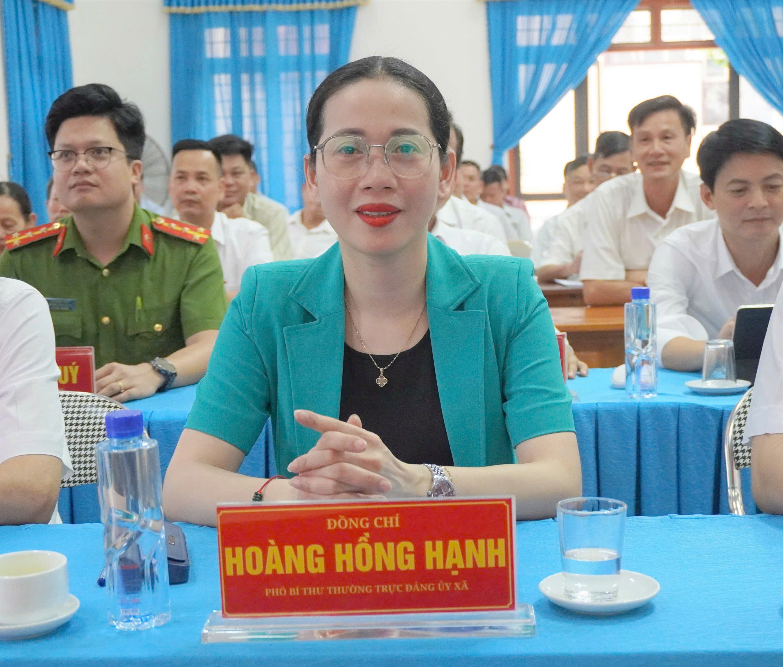 Anh-tin-bai