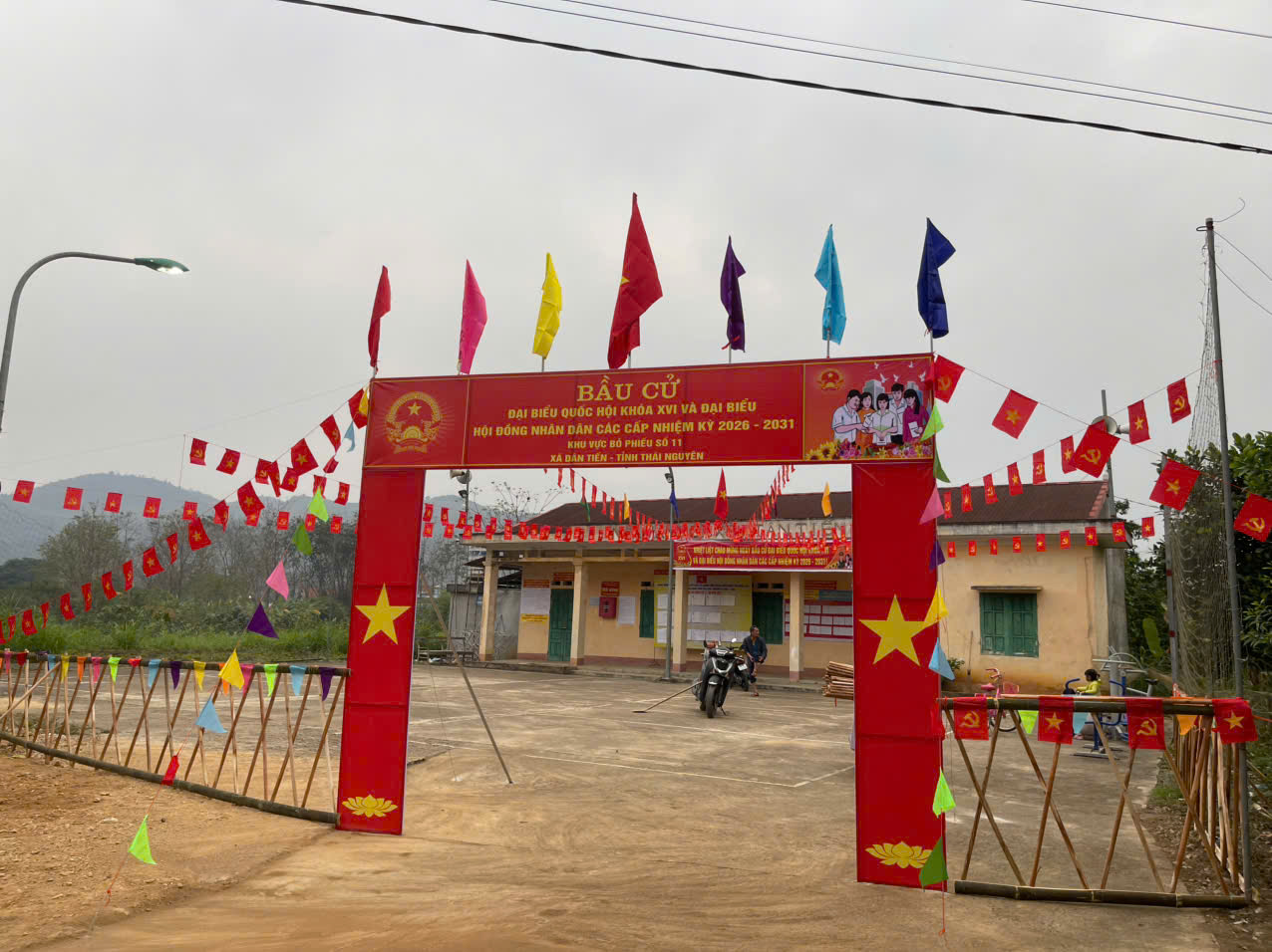 Anh-tin-bai