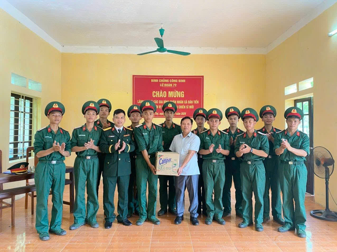 Anh-tin-bai