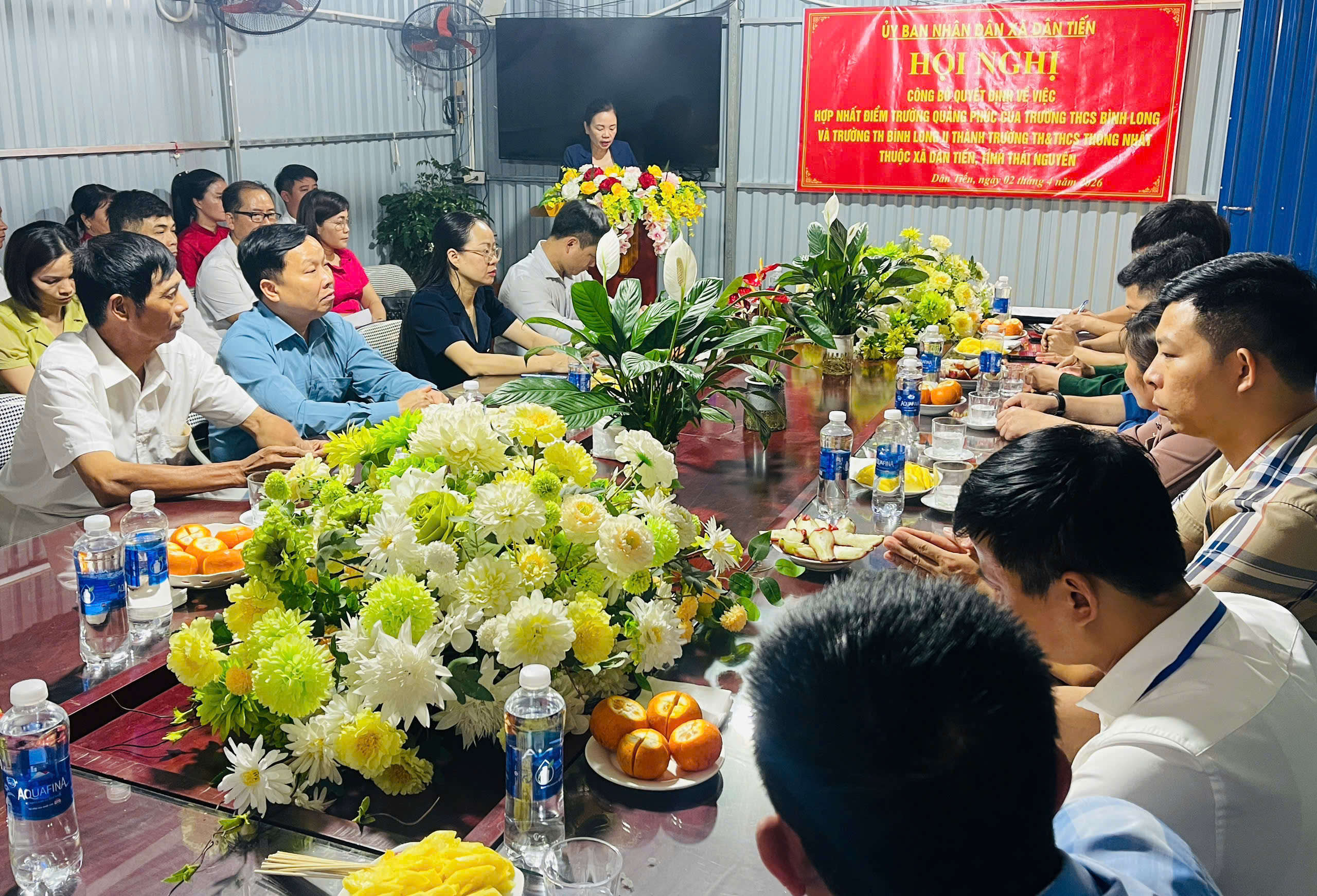 Hội nghị công bố Quyết định hợp nhất điểm trường Quảng Phúc của Trường THCS Bình Long và Trường TH Bình Long II thành trường TH&amp;THCS Thống Nhất thuộc xã dân Tiến, tỉnh Thái Nguyên