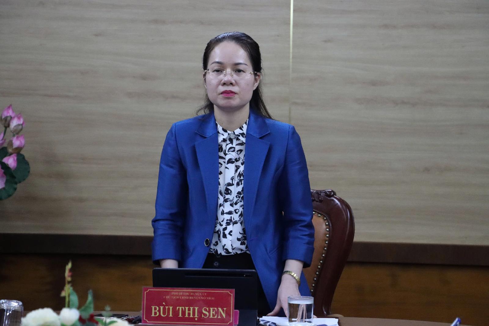 Đồng chí Bùi Thị Sen, Phó Bí thư Huyện ủy,  Chủ tịch UBND huyện tiếp công dân thường kỳ tháng 3/2025