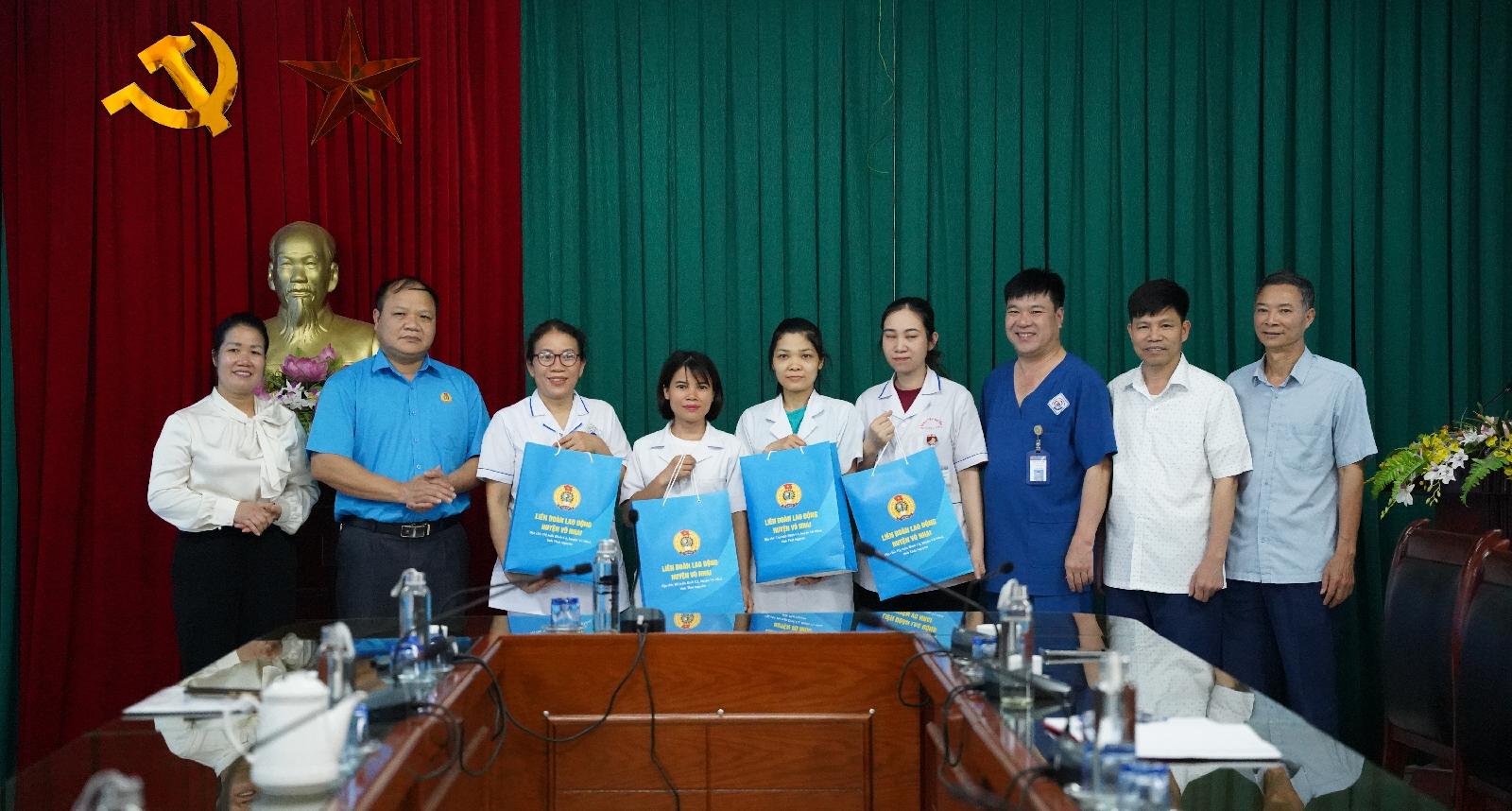 LĐLĐ huyện Võ Nhai, Trao hỗ trợ đoàn viên công nhân viên chức, lao động có hoàn cảnh đặc biệt khó khăn, mắc bệnh hiểm nghèo, nhân dịp tháng công nhân năm 2025