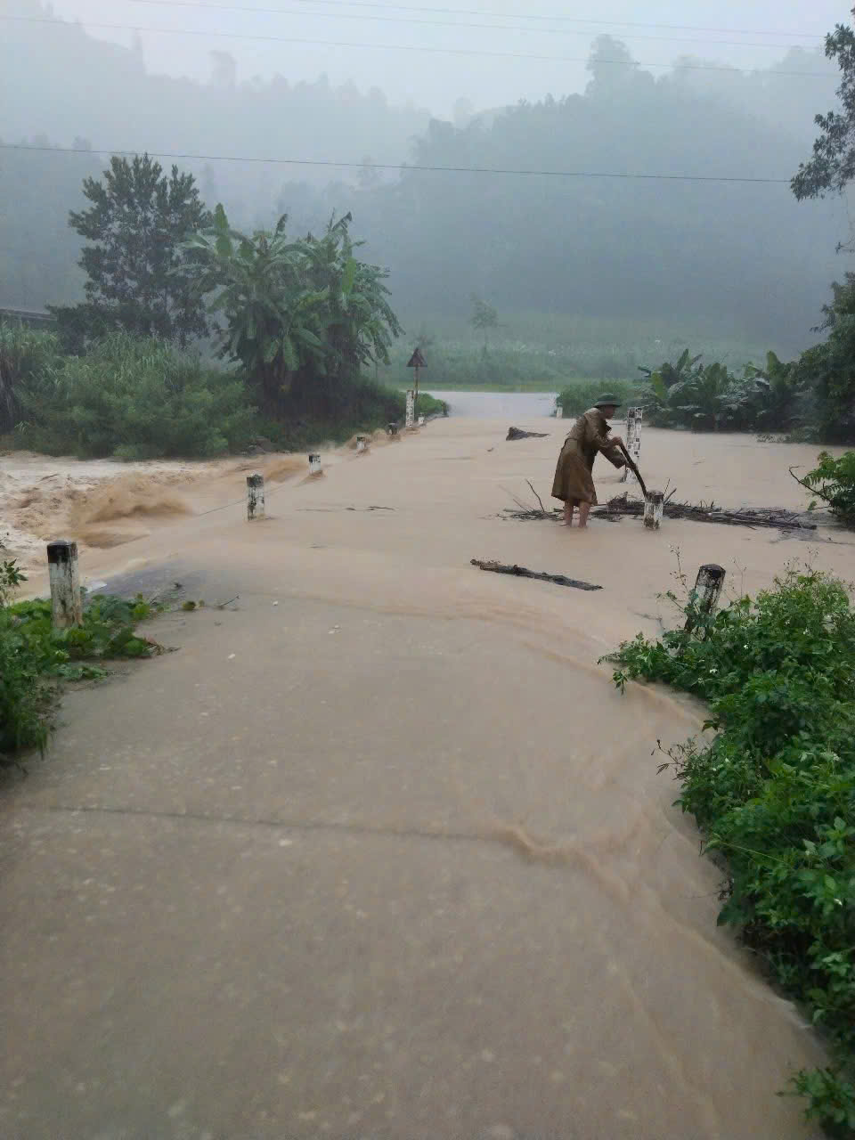 Võ Nhai mưa to gây ngập úng cục bộ tại một số điểm trên địa bàn huyện