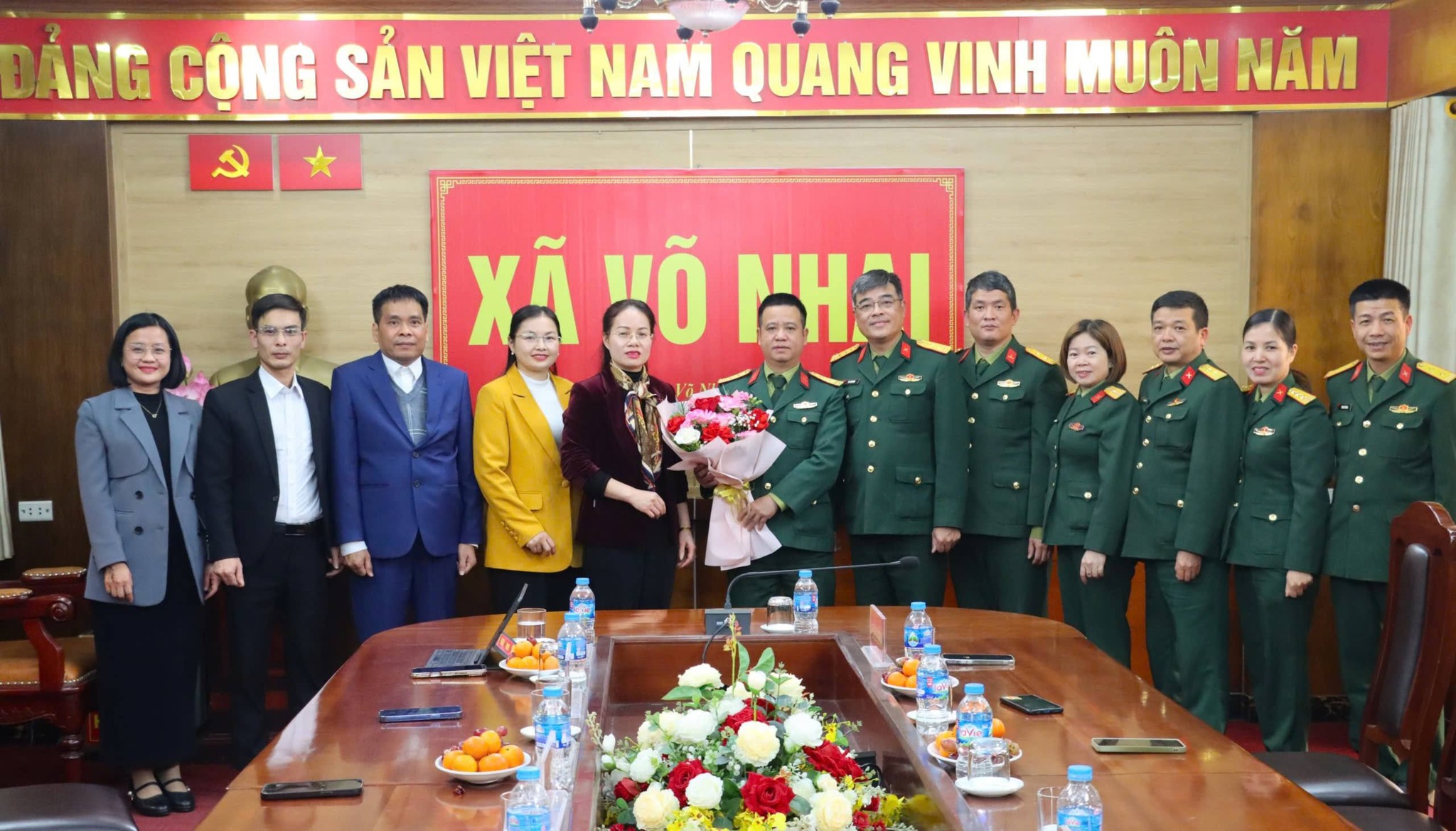 Xã Võ Nhai tổ chức lễ tiếp nhận, giao nhiệm vụ Chỉ huy trưởng Ban CHQS xã Võ Nhai