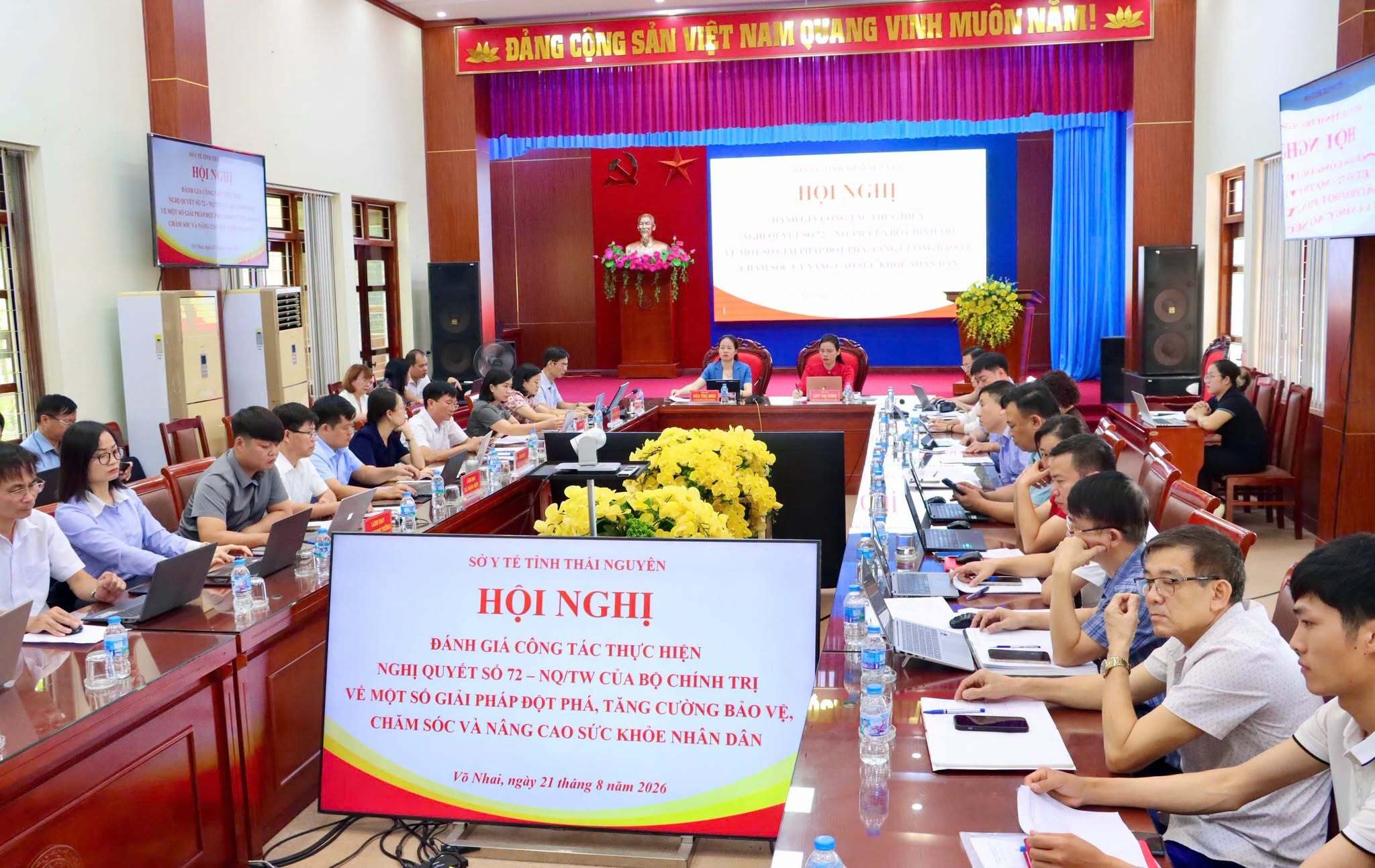 Sở Y tế tỉnh Thái Nguyên làm việc với các xã thuộc huyện Võ Nhai (cũ) về công tác thực hiện Nghị quyết số 72-NQ/TW 
