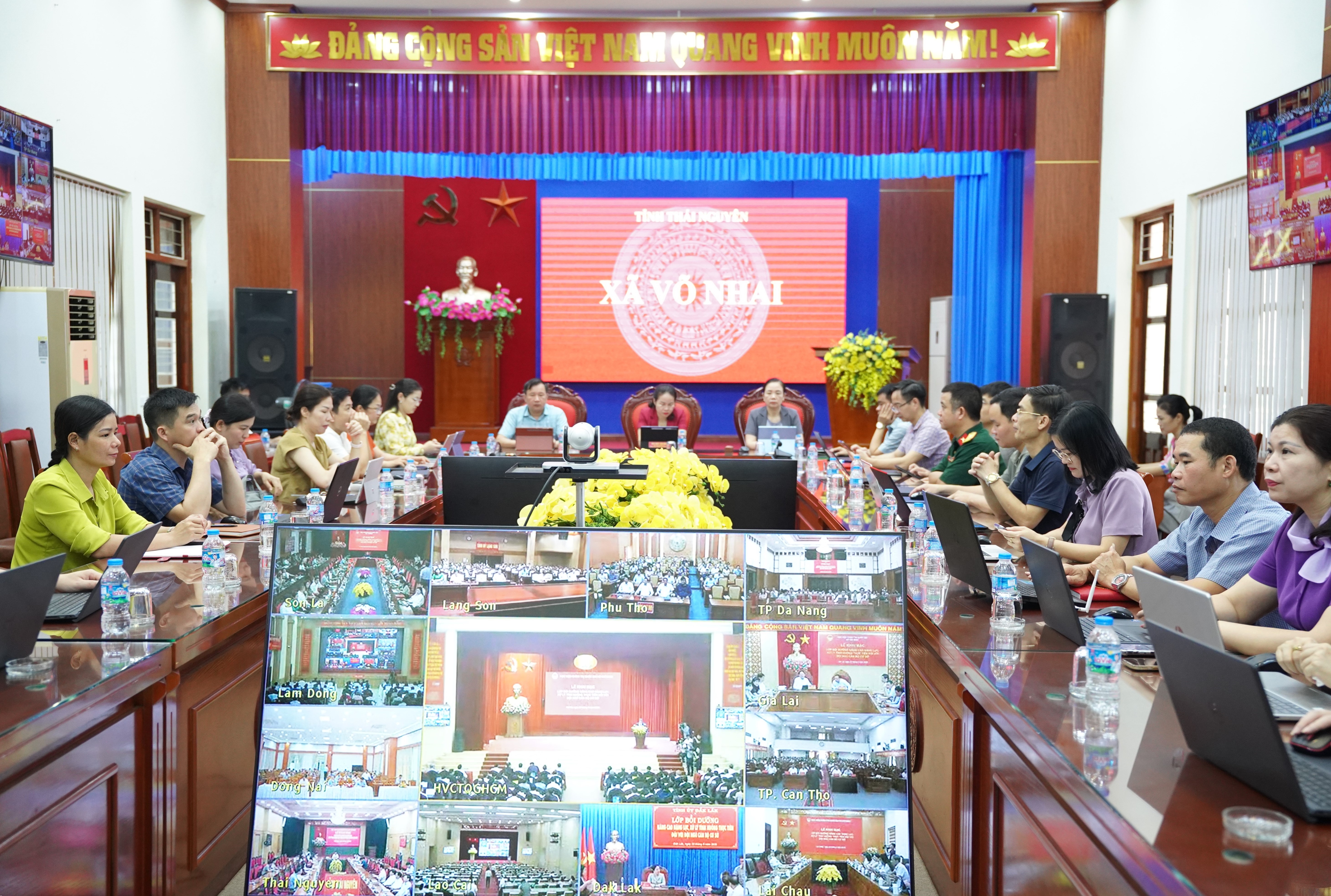 Bồi dưỡng nâng cao năng lực, phương pháp xử lý tình huống thực tiễn đối với đội ngũ cán bộ cơ sở