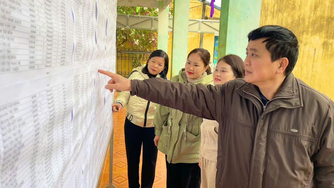 NGƯỜI DÂN XÃ VÕ NHAI HƯỚNG VỀ NGÀY BẦU CỬ