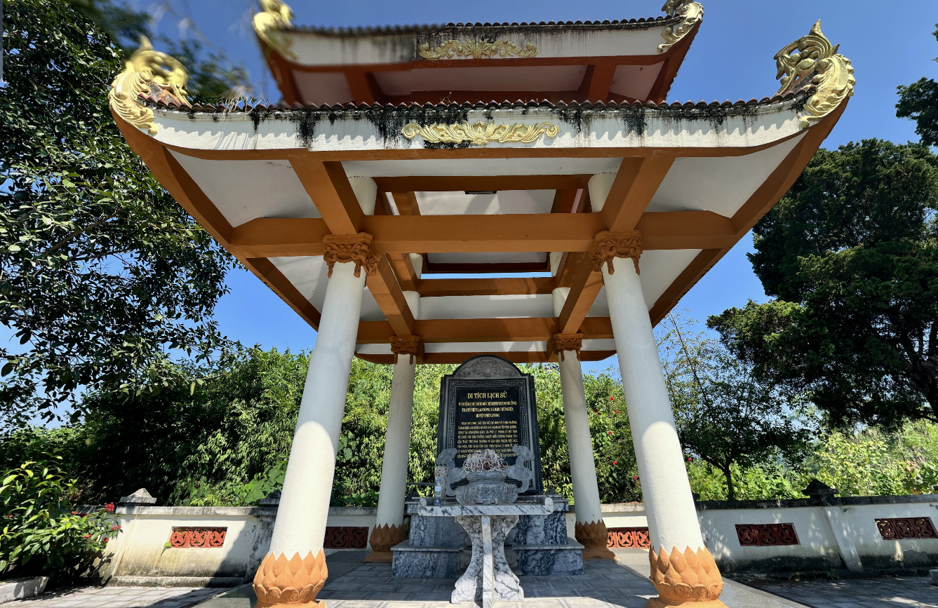 Khu di tích Trường Thanh niên