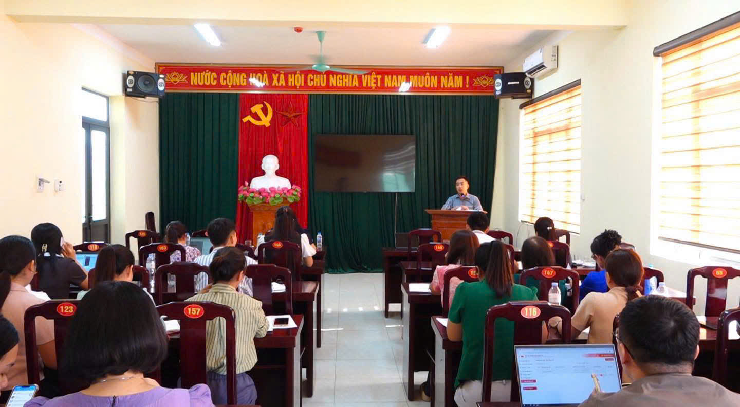 TRIỂN KHAI CÔNG TÁC BẦU TRƯỞNG XÓM NHIỆM KỲ 2026 – 2031