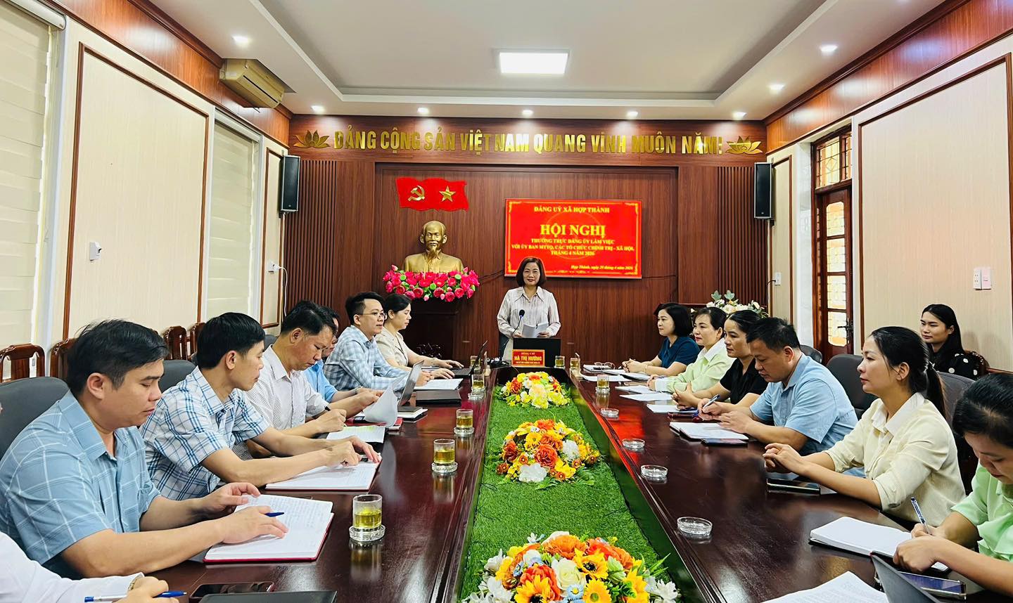 Thường trực Đảng ủy xã làm việc với MTTQ và các tổ chức chính trị - xã hội 