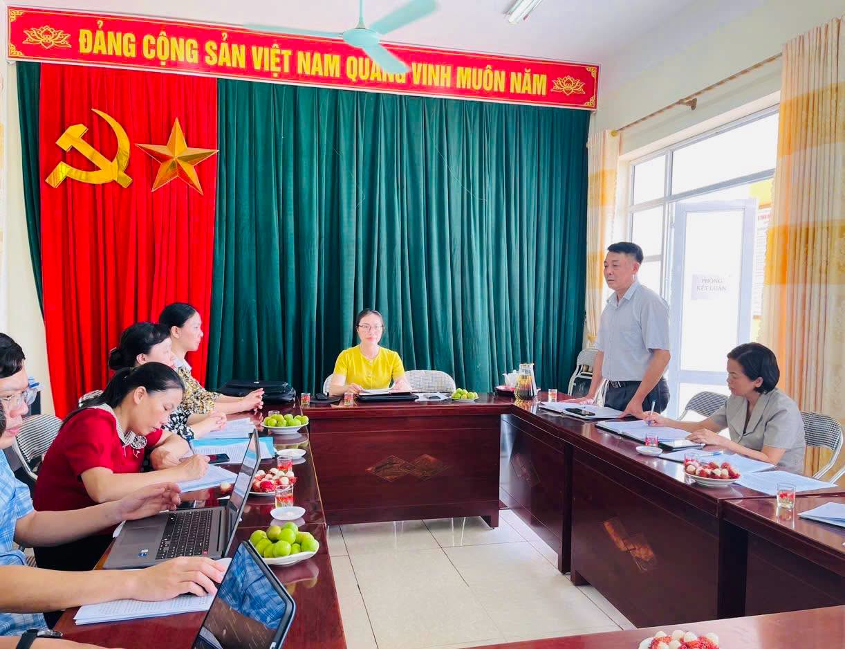 Ban Thường vụ Đảng ủy xã kiểm tra các chi bộ theo Quyết định số 320-QĐ/ĐU, ngày 13/5/2026 của Ban Thường vụ Đảng ủy​