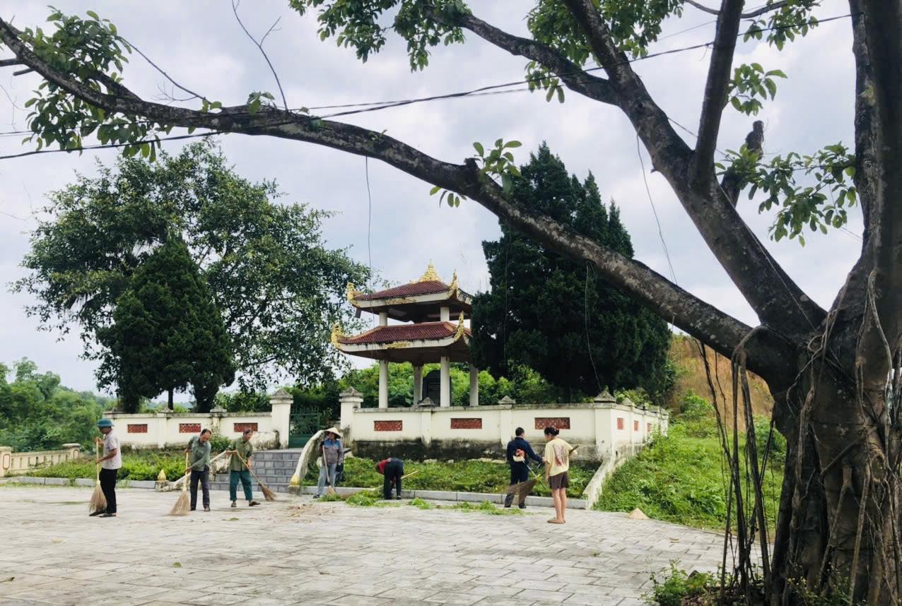 Anh-tin-bai